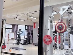 -GYMPLUS私教健身会馆(大悦城店)