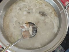 -巴陵全鱼席(湖南老字号汴河街店 )