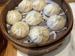 招牌蟹膏小笼包-馋三尺蟹粉小笼(人民广场店)