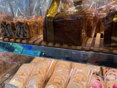 -巴黎贝甜(大宁国际商业广场店)