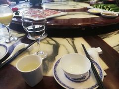 -蔼若春.传承三十年云南菜(金碧公园店)
