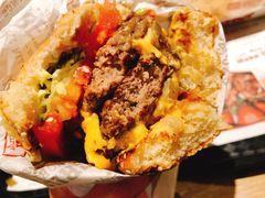 -The Habit Burger Grill 哈比特汉堡(复兴soho店)