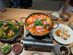 -KimPro 辛普乐概念韩餐