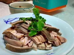 -侬佳蒸菜馆(听潮店)