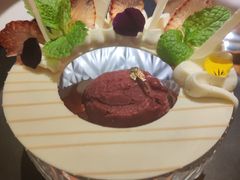 草莓奶冻-AZUL by FUEL蓝色·法式酒馆(琶醍店)