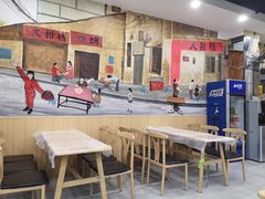 大堂-江城燕子大排档(江汉路步行街店)