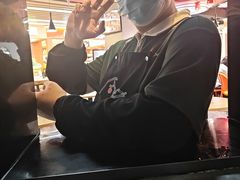 -肥肥虾庄·金牌油焖大虾(汉口城市广场店)