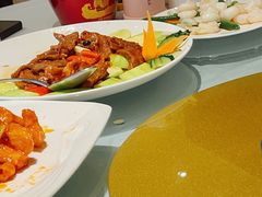 云南小瓜炒牛柳-弘雅饭店