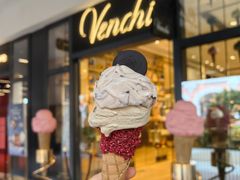 -VENCHI 闻绮(上海佛罗伦萨小镇店)