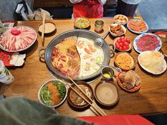 -萍姐火锅·公路夜市(武汉首店)