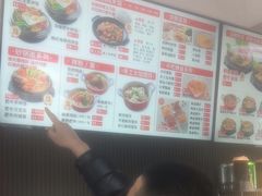 -沁麦源过桥米线(总店)