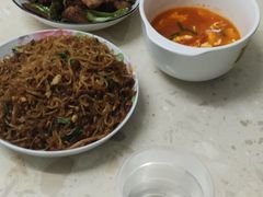 -小杨生煎(金山百联购物中心3楼店)