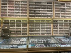 -沫芮眼镜·蔡司官方授权店(人民广场店)