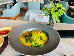 豌豆黄浸豌豆尖-半山腰·云南菜(侨福芳草地店)