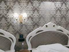 -柏纳酒店(百色市政府恒基广场店)