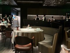 -左庭右院鲜牛肉火锅黑金店(陆家嘴中心店)