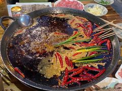 -六公里老火锅(总店)