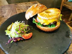 -HIGH FIVE哈福手工汉堡(桂林路店)