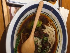-霸蛮湖南菜·牛肉粉(荣京西街店)