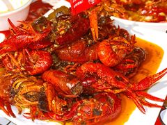 -李双猪·小龙虾·烧烤·羊肉煲(乐山店)