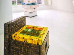 -胶囊画廊