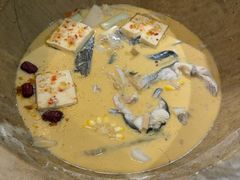 -云中鱼蒸汽石锅鱼(川沙百联店)