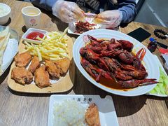 -叶派龙虾•招牌香辣蟹·海鲜(中海国际店)