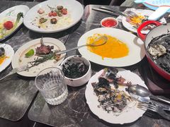 -LESCEDARS Brasserie Bistro香柏树