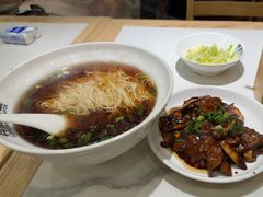 -弄堂咪道-饭香·面香·馄饨香(兴梅店)
