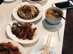 -阿水狮猪脚大王(台中公园店)
