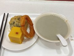 焦圈-老磁器口豆汁店(天坛店)