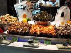 自助取餐区-亚洲国际大酒店·云顶阁旋转自助餐厅