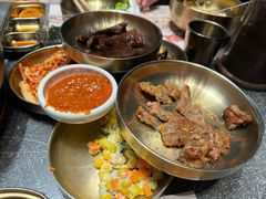 -草家酱蟹炭火烤肉店(珲春南路二店)