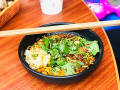 -牛华八婆麻辣烫(起源店)