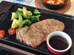 -必胜客(证大大拇指店)