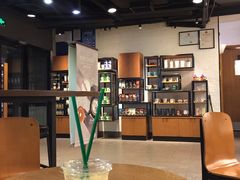 大堂-星巴克(哈尔滨新一百店)