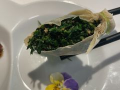 荠菜石榴球-伯衡55·吉品轩(乌鲁木齐南路店)