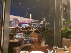 -武汉世茂希尔顿酒店·汇·全日餐厅