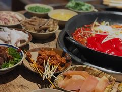 -四小区火锅·巷子里的重庆火锅(花照壁店)