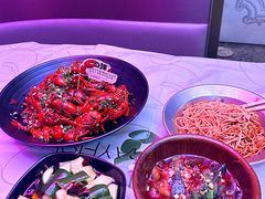 -巴厘龙虾·榜首油焖大虾(洞庭·艺术洋房店)