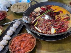 -黄潇洒老火锅(九眼桥宏济巷店)