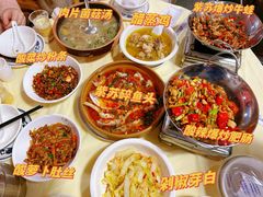 -笨罗卜浏阳菜馆(太平街店)