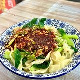 夏天的菠菜面绝了～