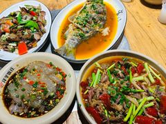 -郑件洋芋饭庄