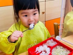 -小门牙好性格托育(北外滩中心)