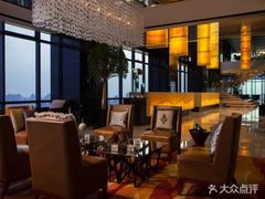 -上海龙之梦万丽酒店