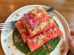 -Chom Cafe and Restaurant