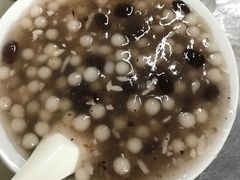 -芳婆糕团店(王府大街店)