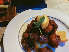 -穹六人间 people 6(岳阳路店)