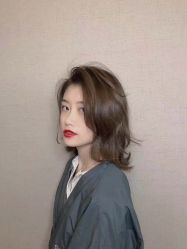 -首脑美发沙龙